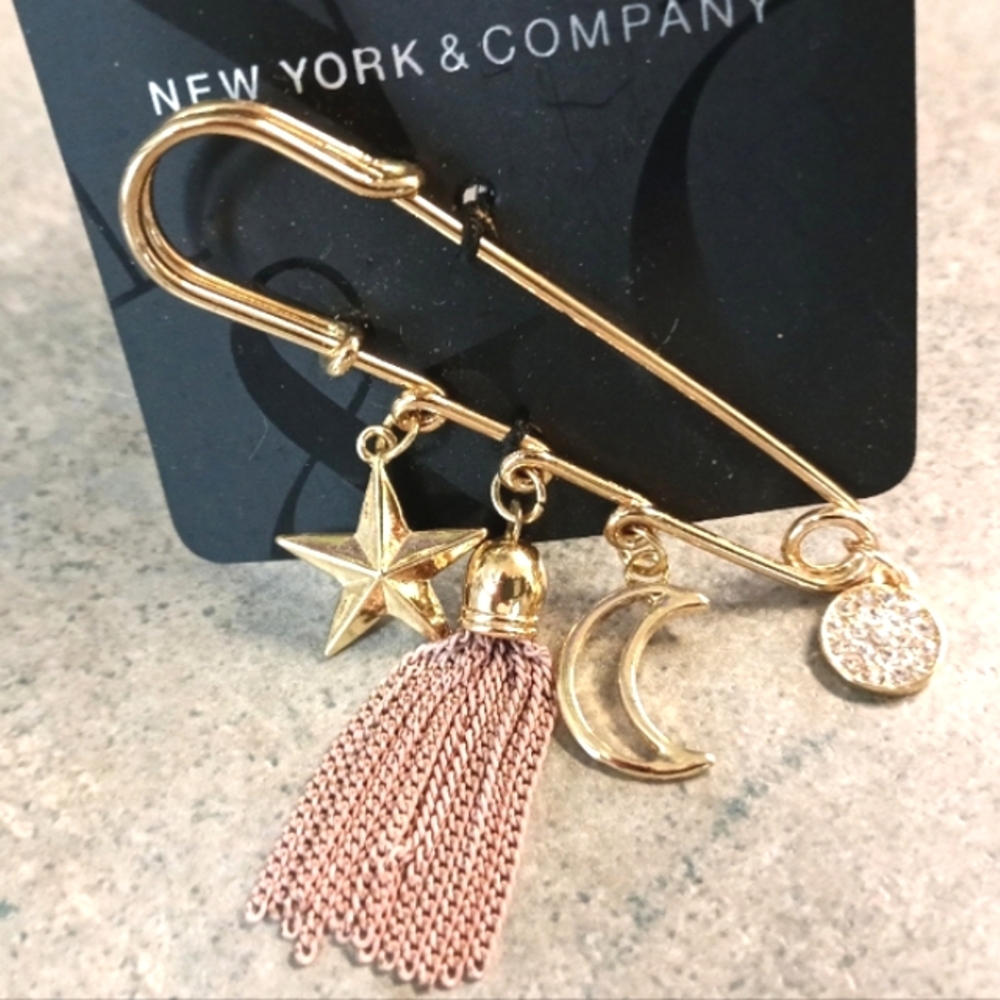 NWT New York & Company Gold Charm Pin/Brooch